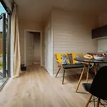 Bed & Bike - Domki, Sauna, Jacuzzi & Rowery Campsite