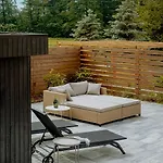 Campsite Bed & Bike - Domki, Sauna, Jacuzzi & Rowery Trzesacz