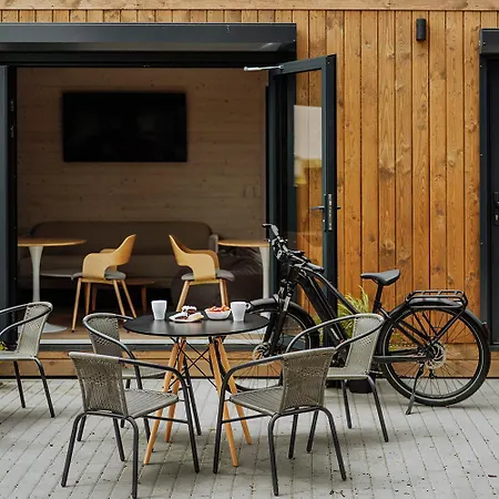 Bed & Bike - Domki, Sauna, Jacuzzi & Rowery Trzęsacz