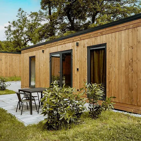 Bed & Bike - Domki, Sauna, Jacuzzi & Rowery Κάμπινγκ *