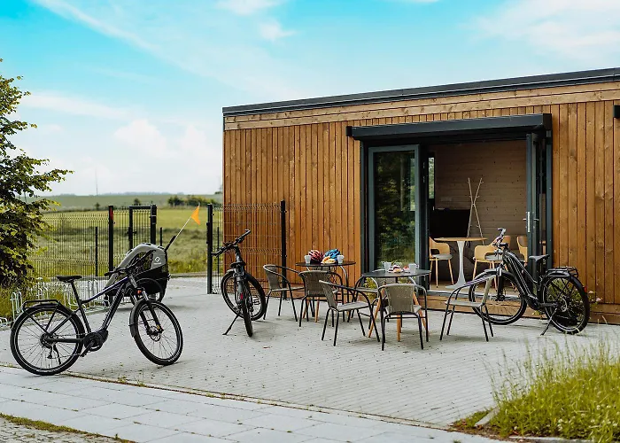 Кемпинг Bed & Bike - Domki, Sauna, Jacuzzi & Rowery