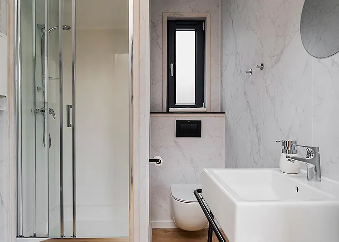 Bed & Bike - Domki, Sauna, Jacuzzi & Rowery Кемпинг Тшенсач