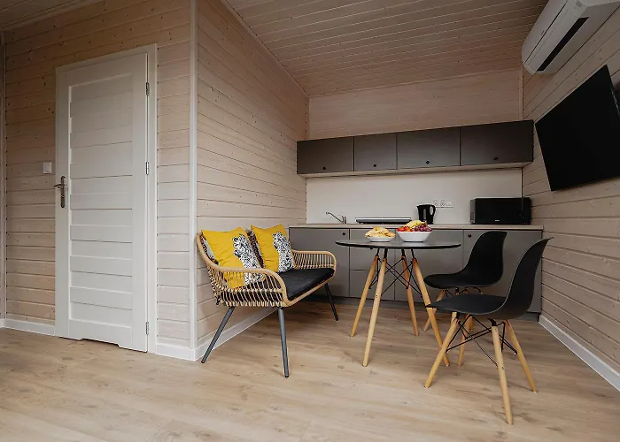 Bed & Bike - Domki, Sauna, Jacuzzi & Rowery Кемпинг *