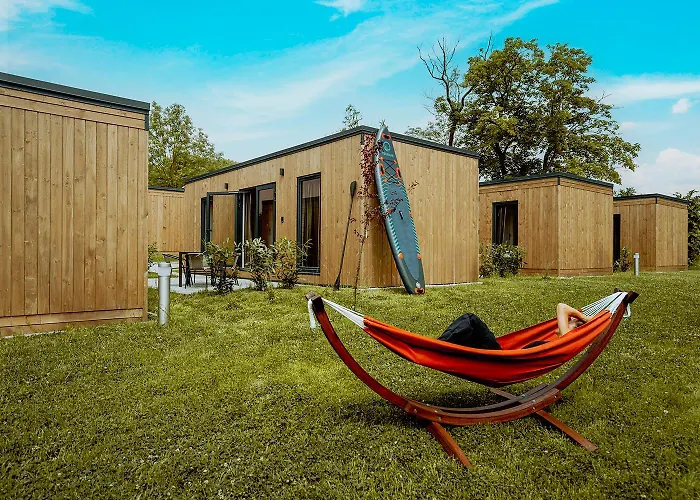 Bed & Bike - Domki, Sauna, Jacuzzi & Rowery * Тшенсач